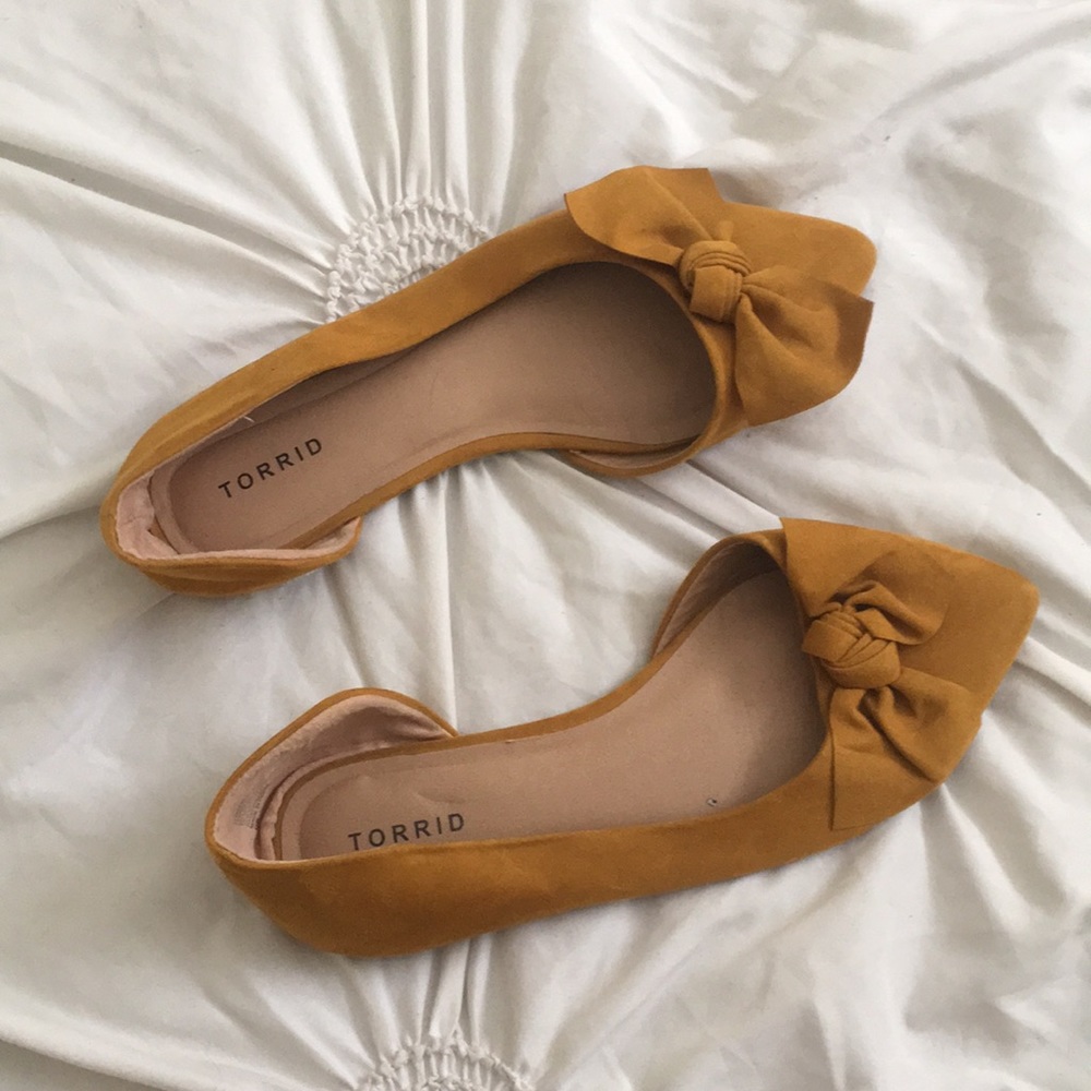 Mustard Yellow Flats